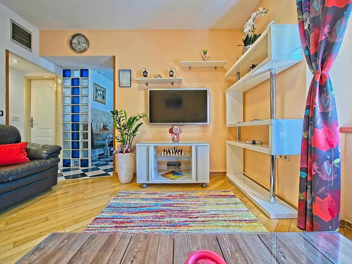 Nina Apartment Split Dış mekan fotoğraf